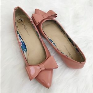 Bcbg generation beautiful bow flats